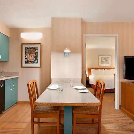 Homewood Suites By Hilton Falls Church Merrifield Eksteriør billede