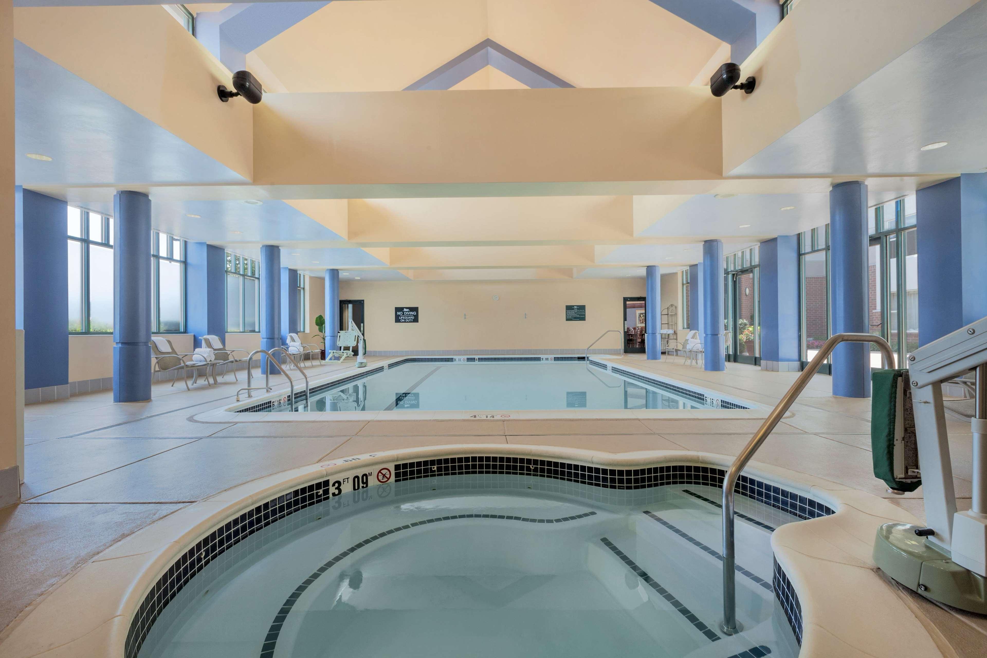 Homewood Suites By Hilton Falls Church Merrifield Eksteriør billede