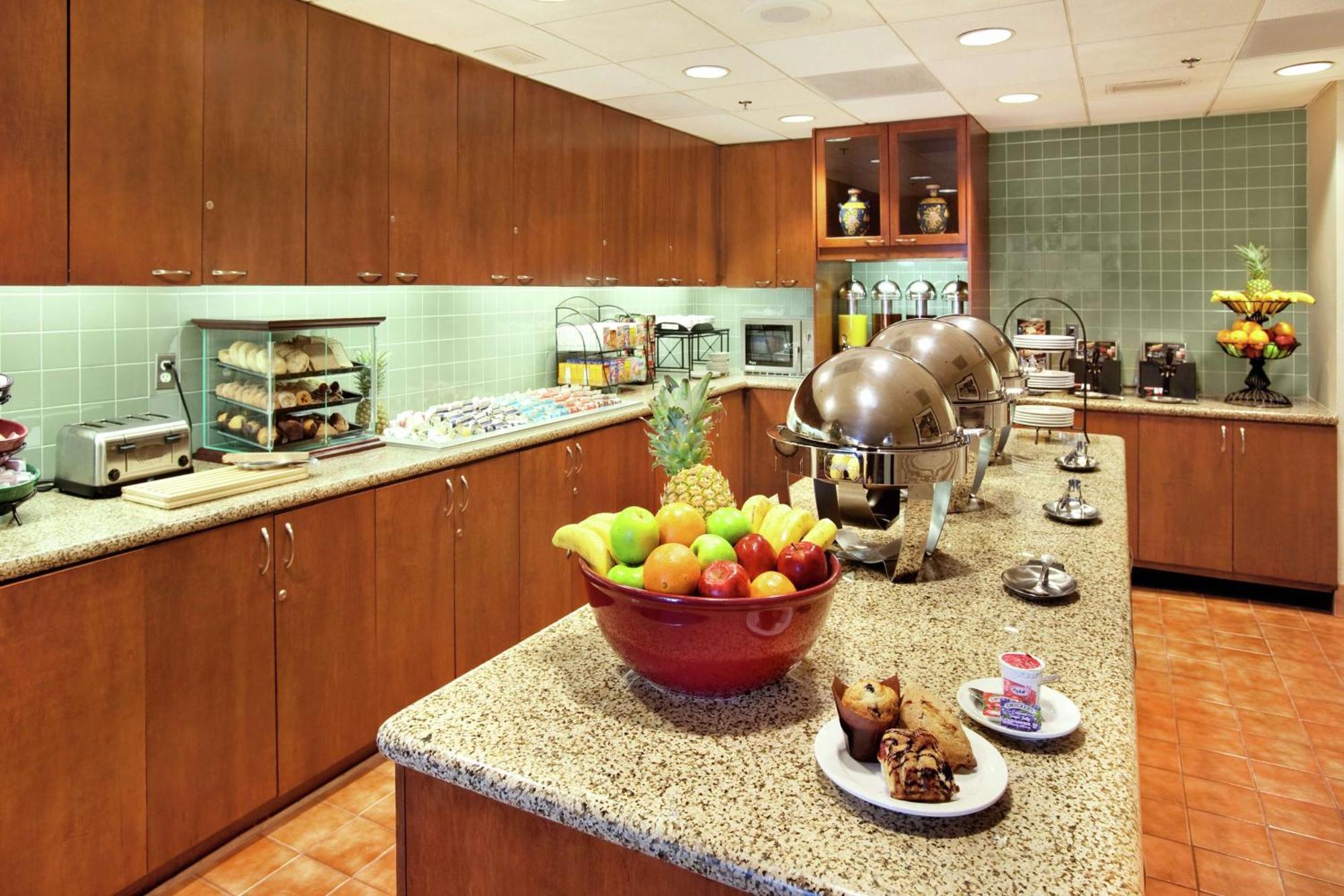 Homewood Suites By Hilton Falls Church Merrifield Eksteriør billede